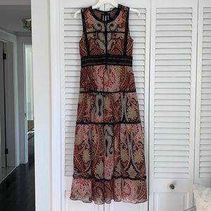 Beautiful maxi dress.